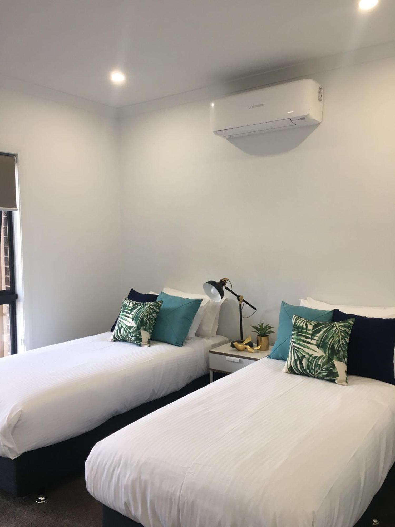 Mountain Mist Apartments Bright Luaran gambar